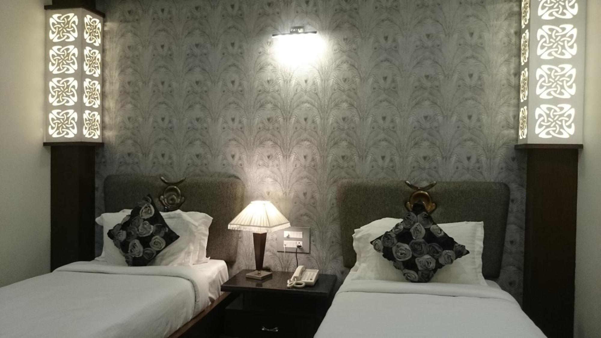 Hotel Costa River - Varanasi, Varanasi