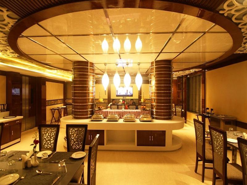 Hotel Costa River - Varanasi — Photos 1